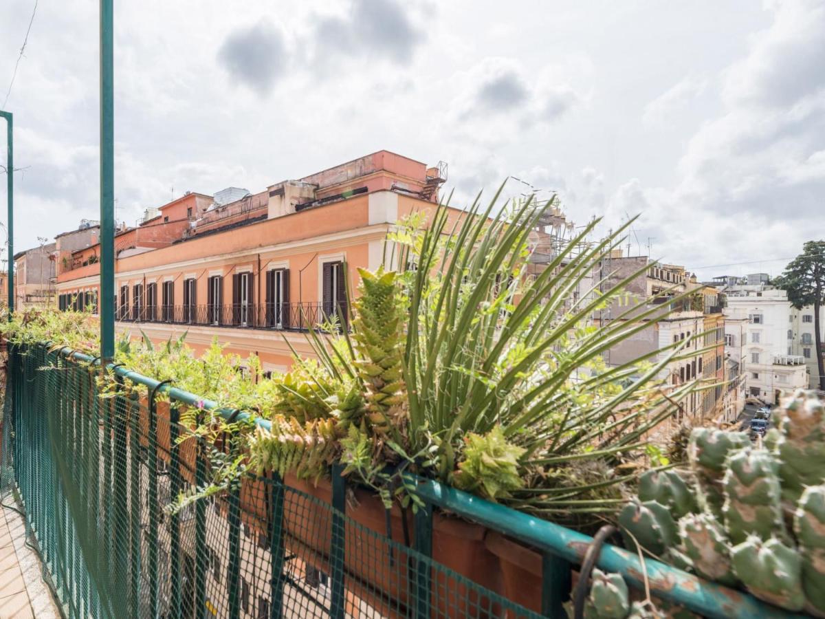 The Best Rent - Elegant Three-Bedroom Apartment A Few Steps From Fontana Di Trevi Esterno foto