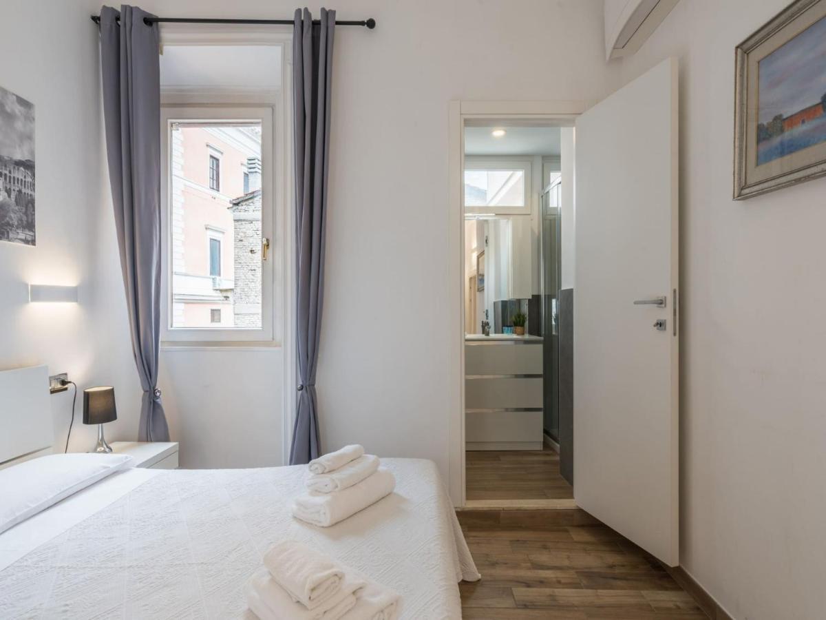 The Best Rent - Elegant Three-Bedroom Apartment A Few Steps From Fontana Di Trevi Esterno foto