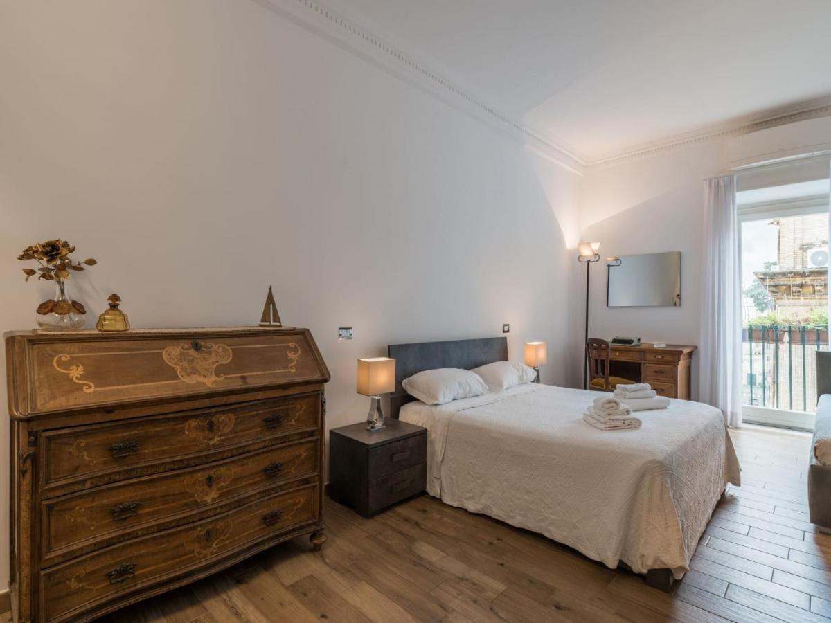 The Best Rent - Elegant Three-Bedroom Apartment A Few Steps From Fontana Di Trevi Esterno foto