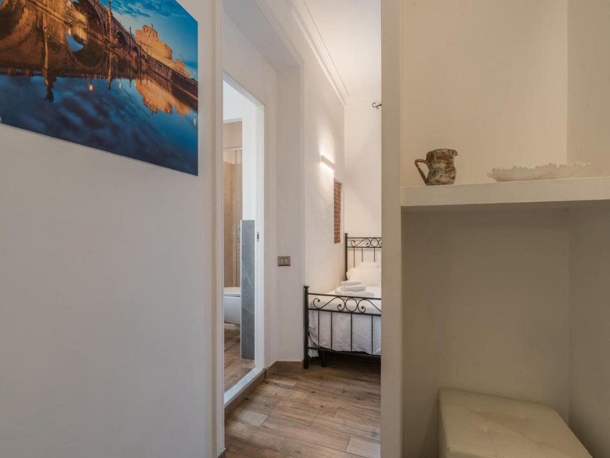The Best Rent - Elegant Three-Bedroom Apartment A Few Steps From Fontana Di Trevi Esterno foto