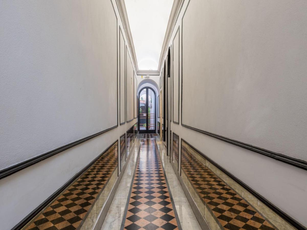 The Best Rent - Elegant Three-Bedroom Apartment A Few Steps From Fontana Di Trevi Esterno foto