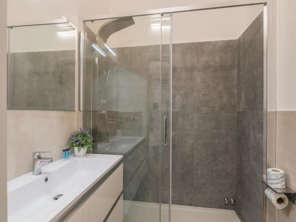The Best Rent - Elegant Three-Bedroom Apartment A Few Steps From Fontana Di Trevi Esterno foto